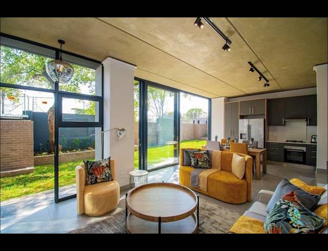 3 BEDROOM PROPERTY TO RENT IN MENLO PARK